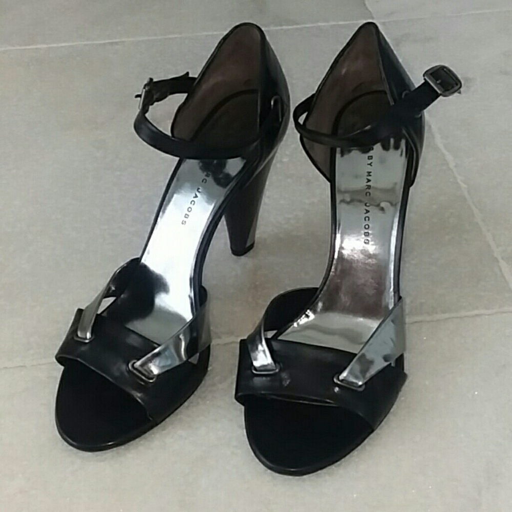 Marc by Marc Jacobs leather 5" heels